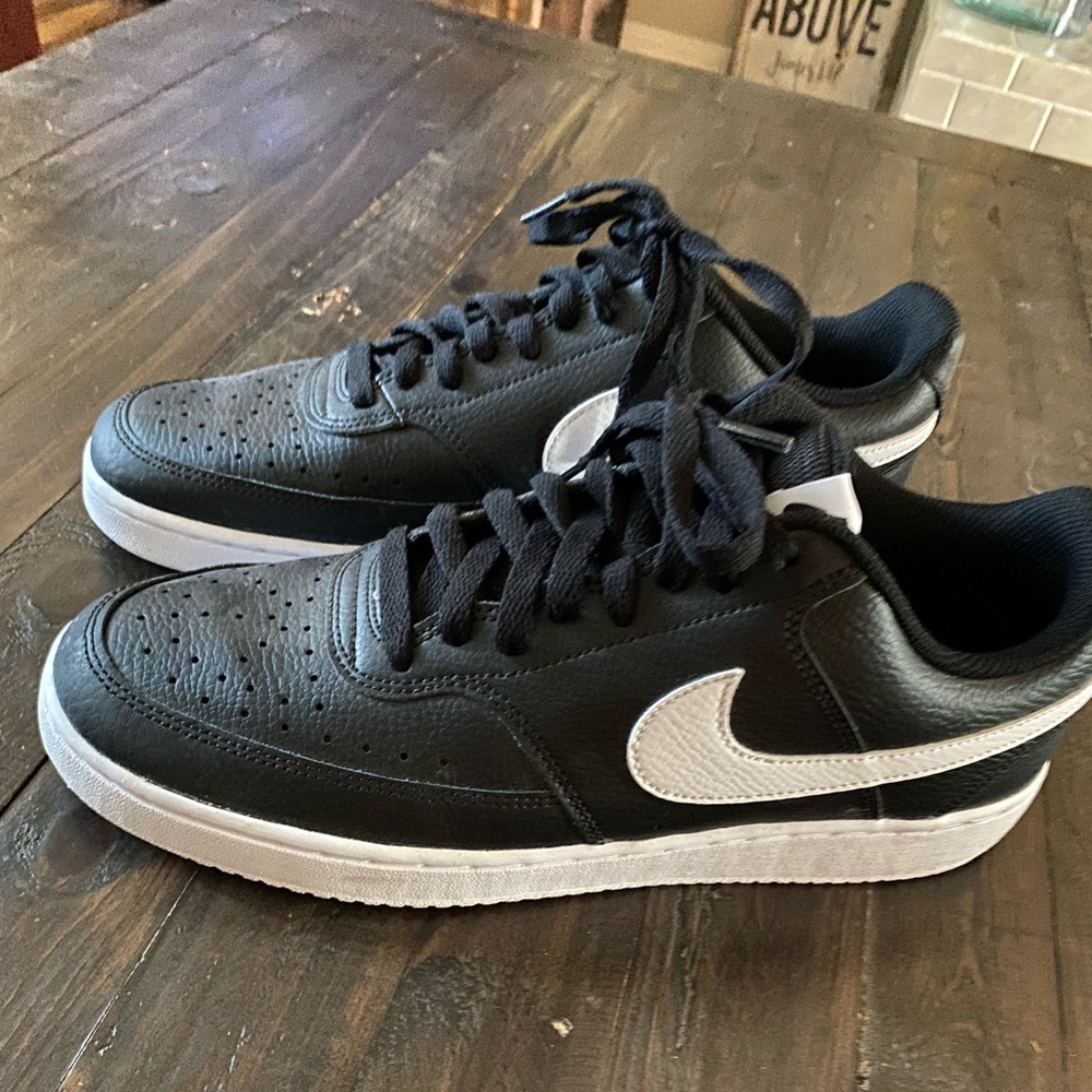 MEN'S NIKE COURT VISION LOW SNEAKERS